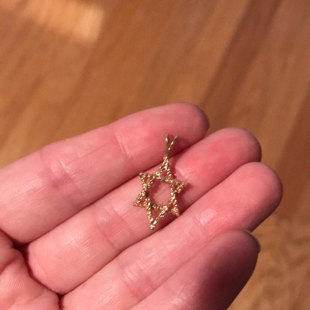 14K Gold Jewish Star Necklace pendant